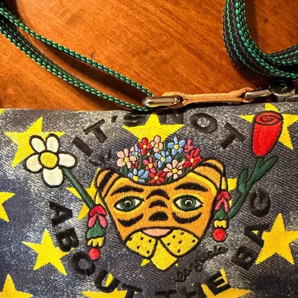 Consuela Uptown Crossbody Bag - Picture 4 of 4